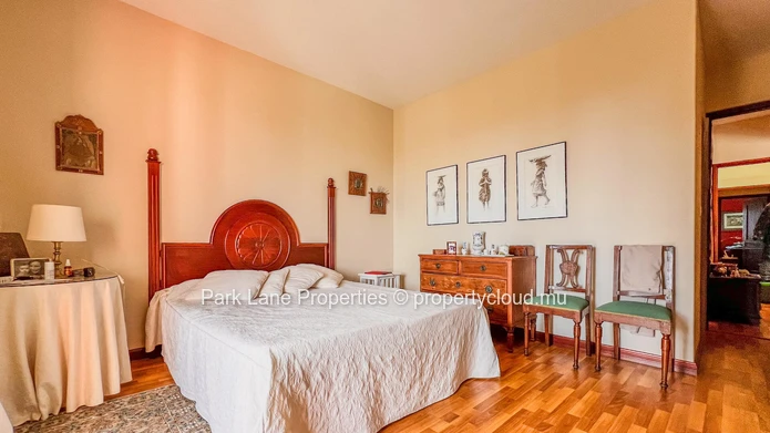 Bright and comfortable apartment in a prime location in Floreal