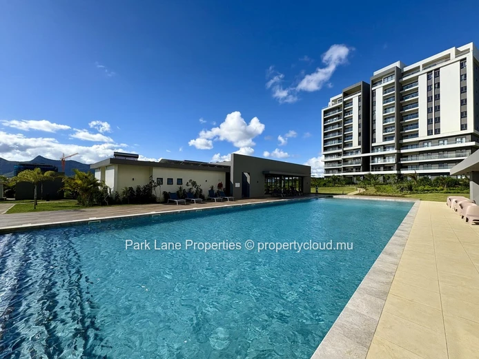 Three bedroom apartment for sale at Verdant Garden