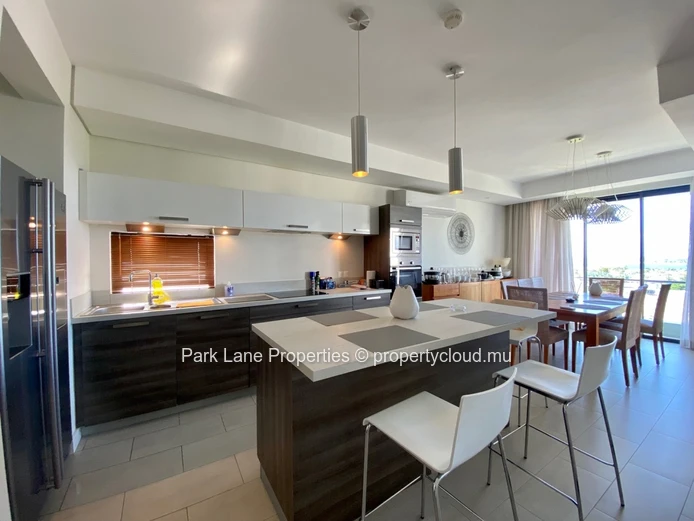 Duplex contemporain avec cachet