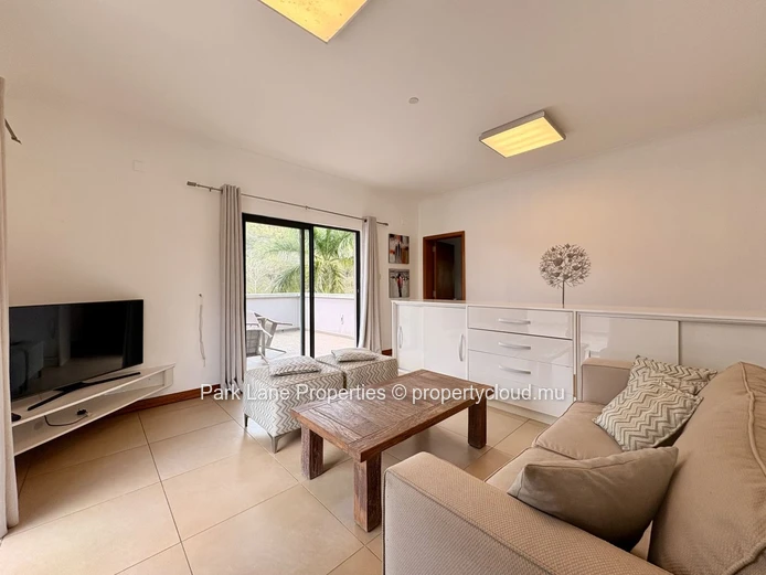 Tranquil Family Home with Mountain Views in Secure Estate
