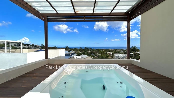 Appartement moderne de 3 chambres avec toit-terrasse et vue imprenable sur la mer à Tamarin, Ile Maurice