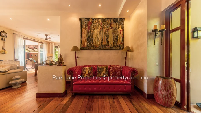 Stunning Villa with Private Pool in the Heart of the Heritage Villas Valriche Golf Estate, Mauritius