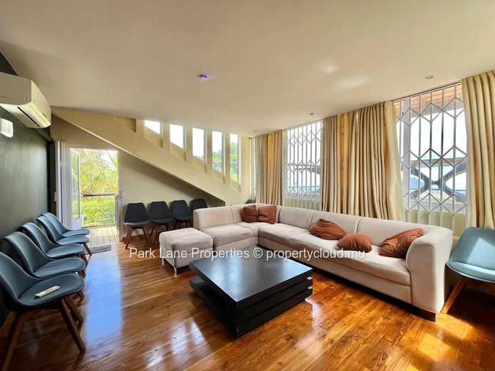 Contemporary Home for Sale in Floréal – Exceptional Location