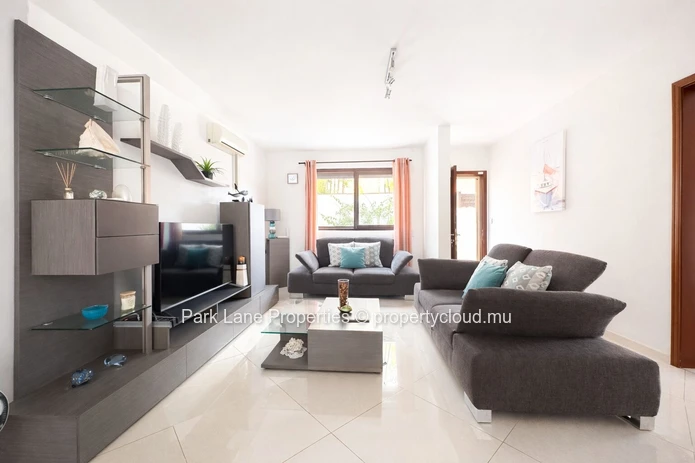 Single-Storey Villa for sale in Pointe aux Piments