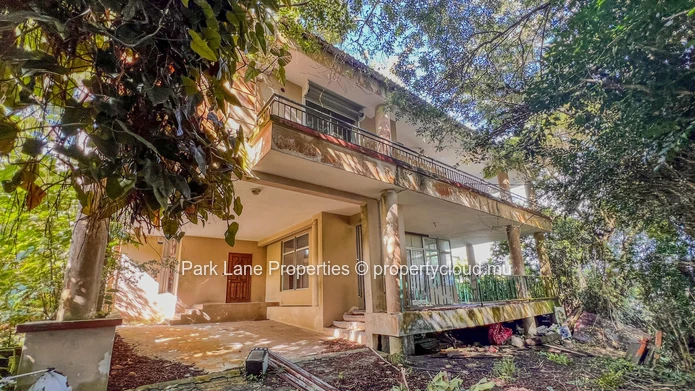 Prime development site in Floreal – 4,083 m² with dual access