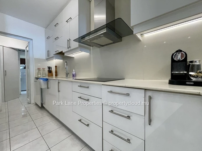 For Sale: Duplex with Private Pool in Bain Boeuf