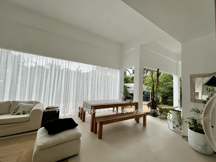 Spacious and modern apartment