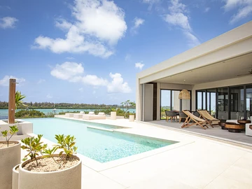 4 Bedroom Villa