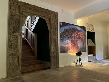 6 Bedroom House