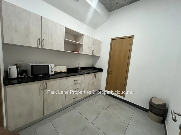 Prime Office Space  in Ebene – 101.8 m² of Excellence