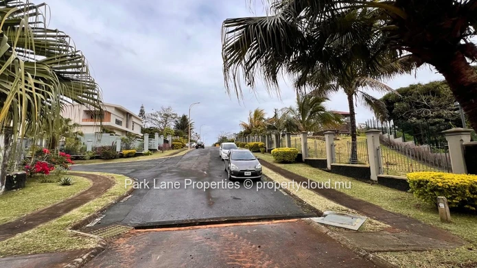 Excellent opportunity - Land in Emerald Park