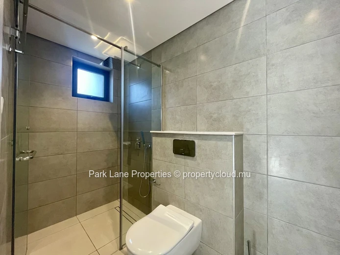 Luxury 2 bedroom apartment in the North of the island