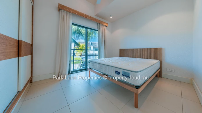 Live the Marina Lifestyle – 3-Bedroom Townhouse with Plunge Pool & Private Mooring
