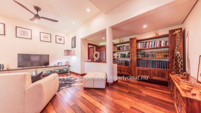 Stunning Villa with Private Pool in the Heart of the Heritage Villas Valriche Golf Estate, Mauritius