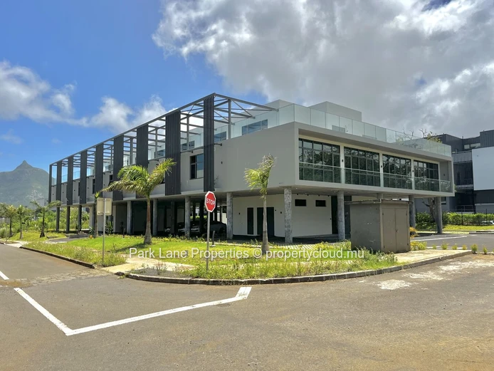 Prime Office Spaces in Vivea Signature North: Your Gateway to Smart City Living
