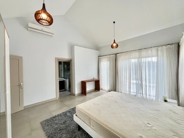 3 Bedroom Townhouse, Duplex
