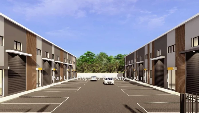 Versatile Multi-Level Commercial Unit with Rooftop, Mezzanine & Courtyard – A Unique Opportunity at Industria Busines...