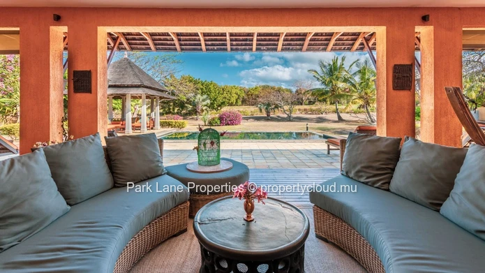 Exquisite IRS villa in the west coast