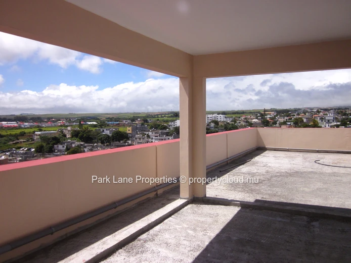 Prime office spaces on Royal Road St. Jean