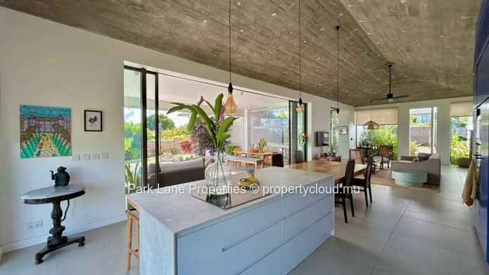 Exquisite Architect-Designed Home for rent in Mont Piton.