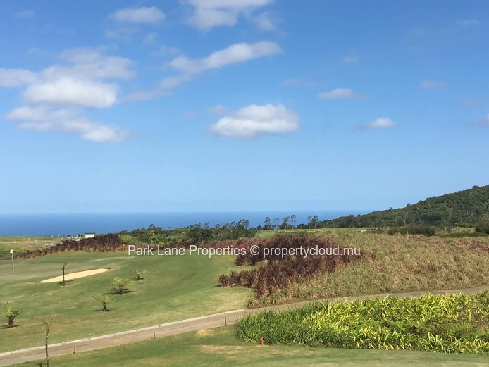 Residential land in the prestigious Avalon Estate – Exceptional natural setting