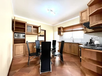 Maison de 4 Chambres