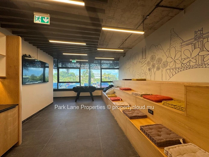 Next-Generation Office Space in a Thriving Business Hub