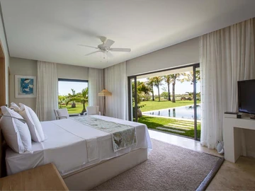 6 Bedroom Villa