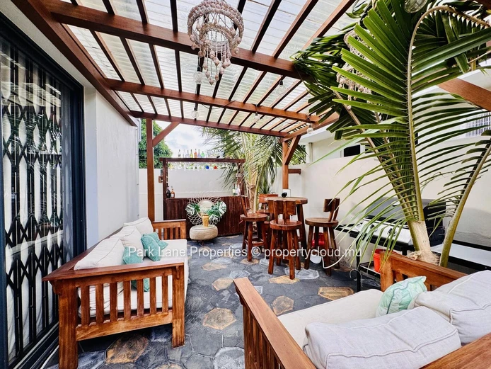 Charming and cozy home in the heart of Tamarin