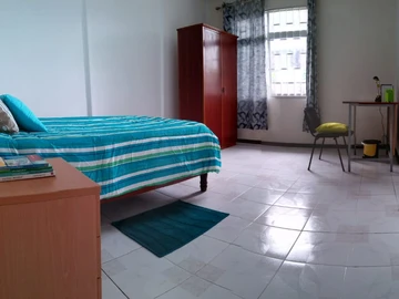 Maison de 8 Chambres