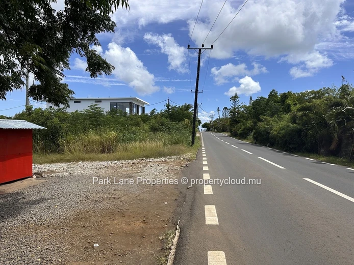 Strategic second position plot in Grand Bay’s most sought-after area