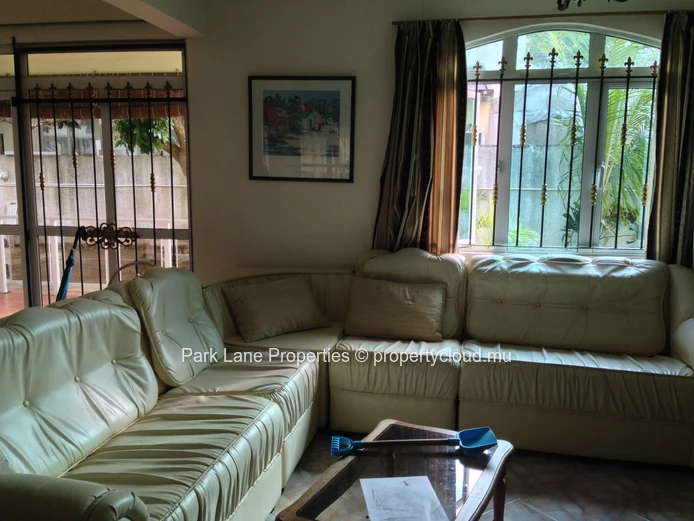 Double-storey property in a peaceful and central Vacoas Neighbourhood – A residential opportunity