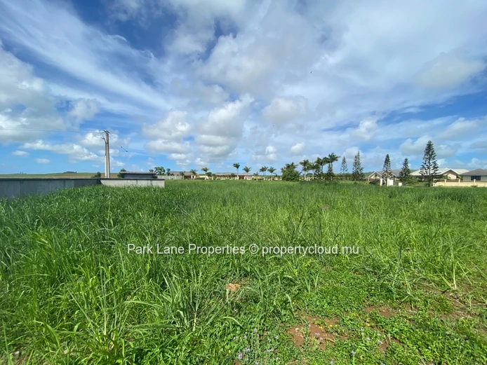 Residential land in private estate Royal Gardens in Pamplemousses