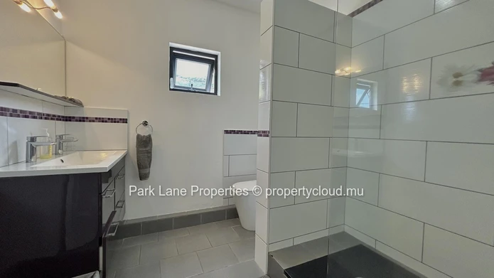 Turnkey Guesthouse Investment with 3 Apartments, Pool & High Rental Yield