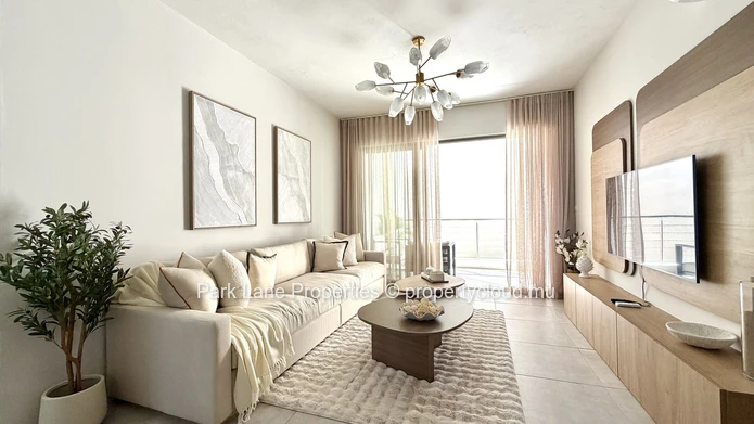 Top-Floor 3-Bedroom Apartment with Exclusive Rooftop and Plunge Pool