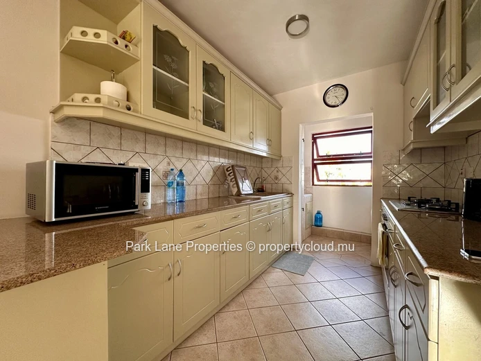 Comfortable apartment just steps away from Mont Choisy beach