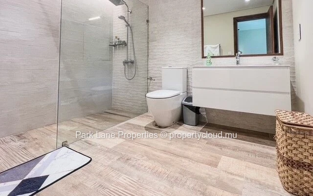 Villa d’exception avec vue golf et mer – Avalon Golf Estate