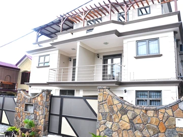 3 Bedroom Townhouse, Duplex