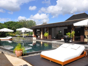 5 Bedroom Villa