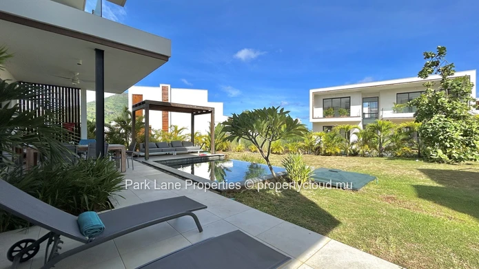 Villa de luxe de 3 chambres avec piscine privée et jardin