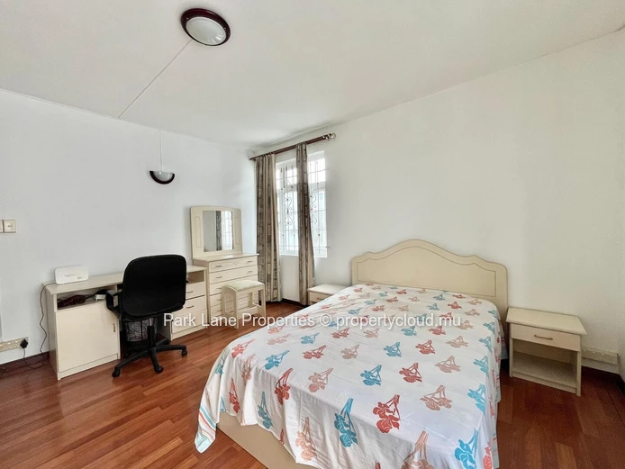 Charming House for Sale in Prime Phoenix Location