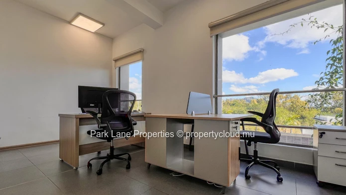 Espace de bureau moderne dans un complexe haut de gamme à Moka