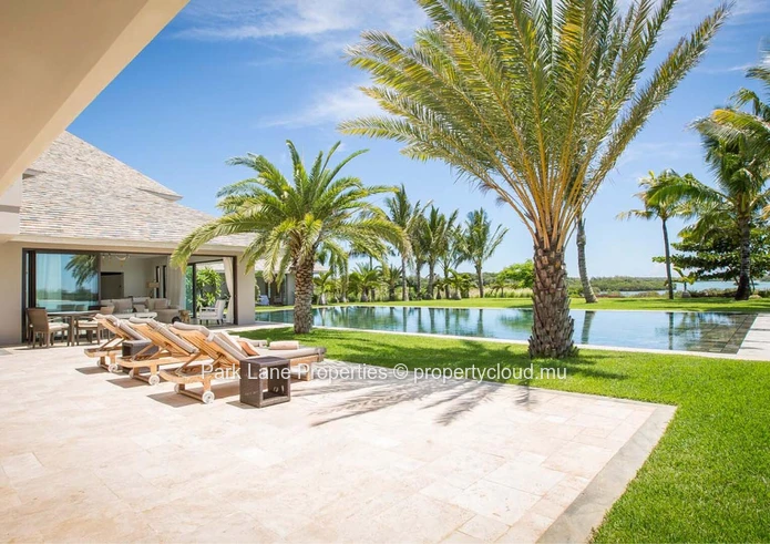 Luxury 6-Bedroom Villa for Sale at Anahita.