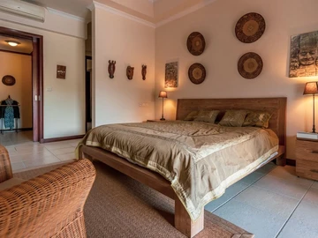 4 Bedroom Villa