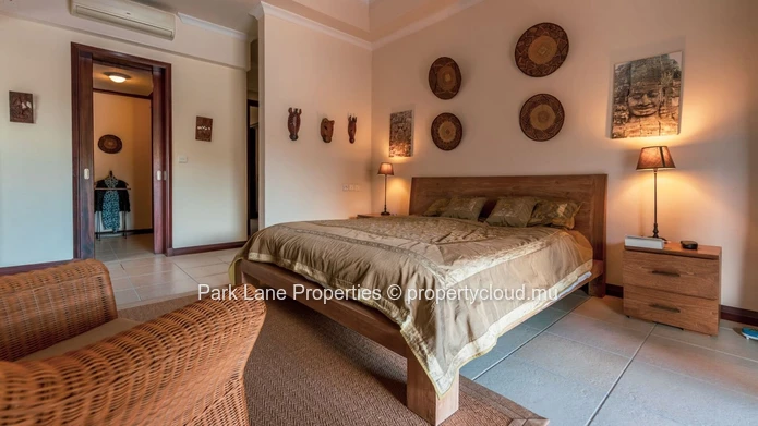 Exquisite IRS villa in the west coast