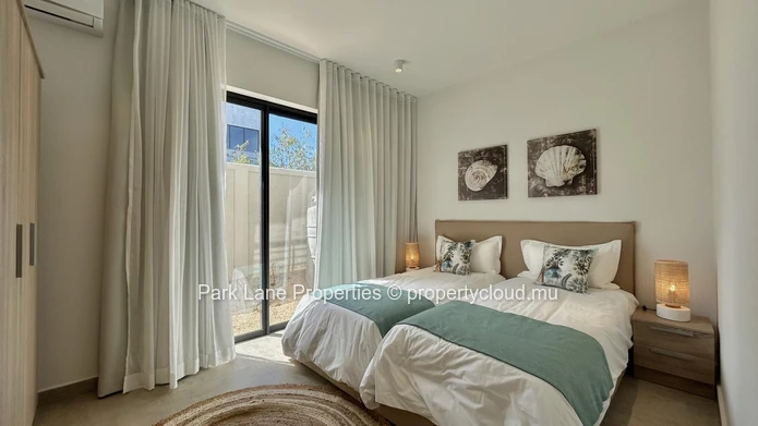 Spacious 3-Bedroom Ground Floor Apartment with Terrace & Plunge Pool in Tamarin
