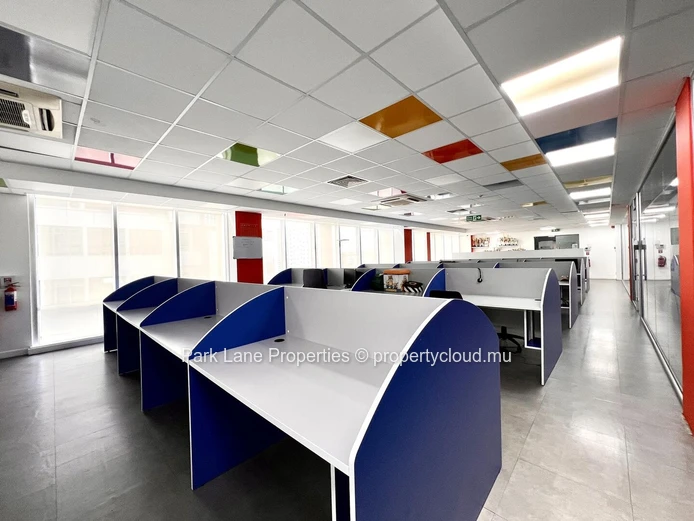 Office space on the 5th Floor in Ebene: Flexible and Convenient