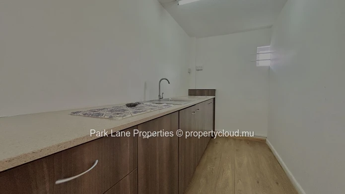 Prime Industrial Building for Sale: Offices, Warehouse Space, Ideal Location