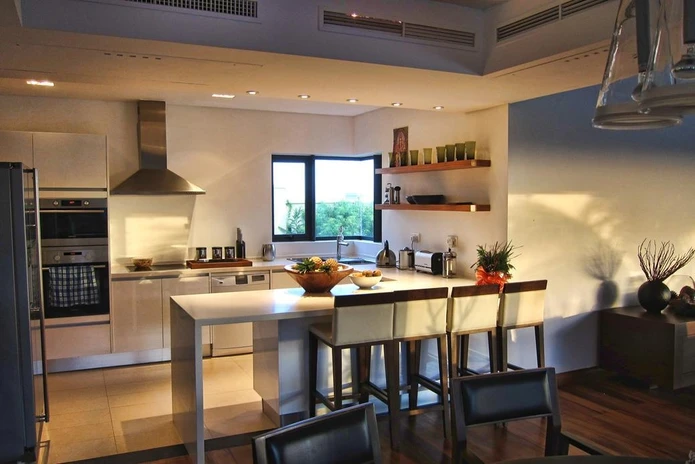 Luxury 6 bedroom villa in a private estate with beach front 5* hotel