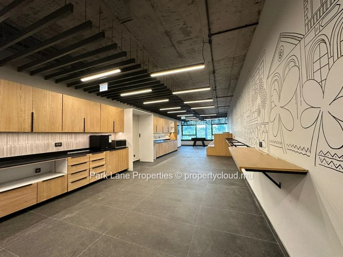 Next-Generation Office Space in a Thriving Business Hub